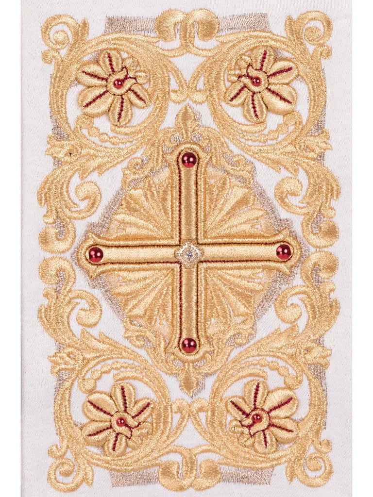 Casulla oro con ricamente bordado y piedras - CASULLAS.ES