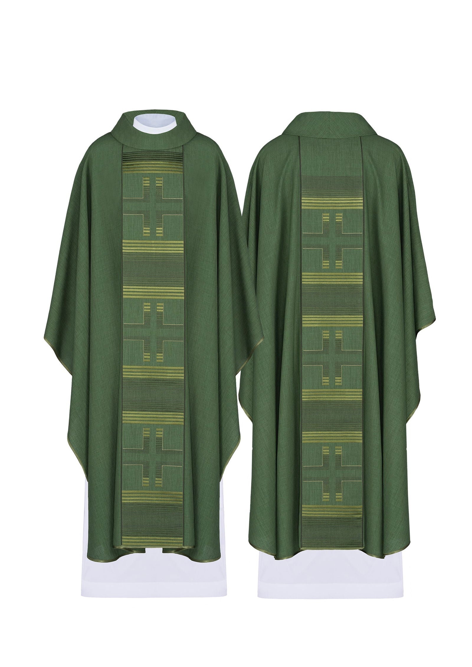 Casulla bordada con cruces verdes